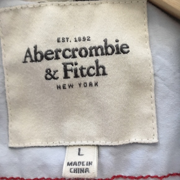 Abercrombie & Fitch Stretch 👕 - Picture 2 of 7
